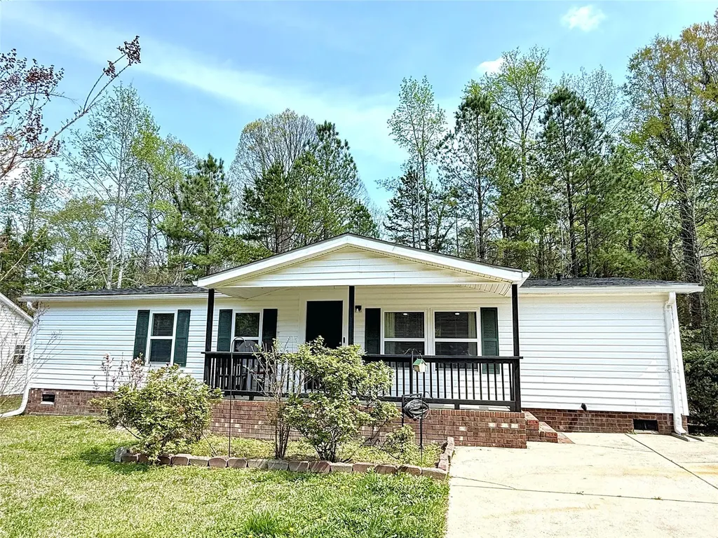 1332 Poplar Glen Drive Kannapolis NC 28083