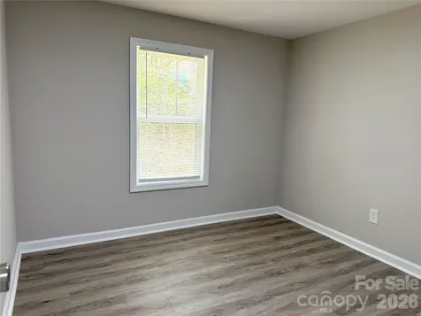 1332 Poplar Glen Drive Kannapolis NC 28083