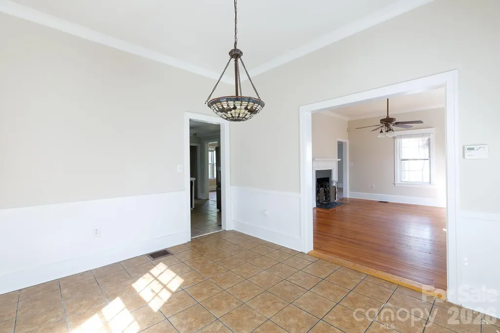 224 W 4th Avenue Gastonia NC 28052