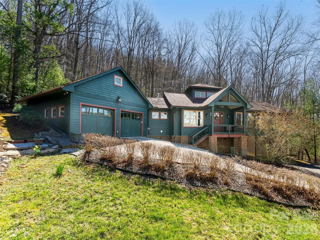 Asheville NC, 39 Oak Hollow Drive, Unit 23