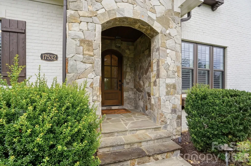 17532 Gillican Overlook Road Davidson NC 28036