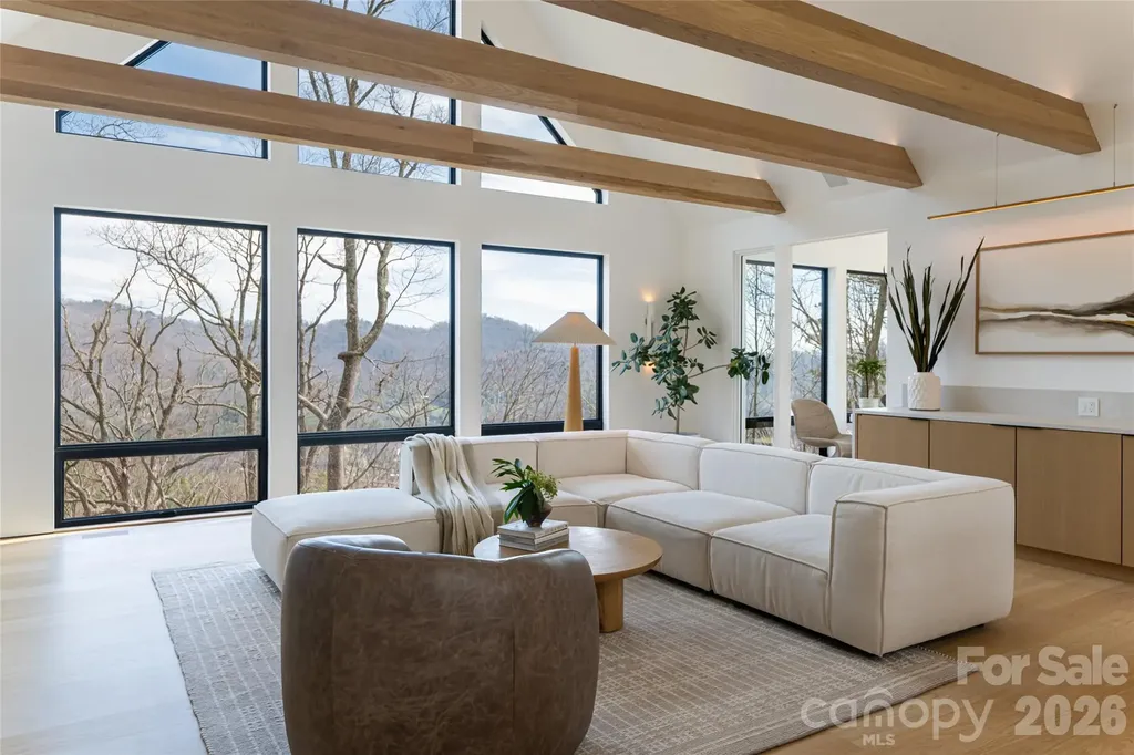 86 Rambling Ridge Road Asheville NC 28804