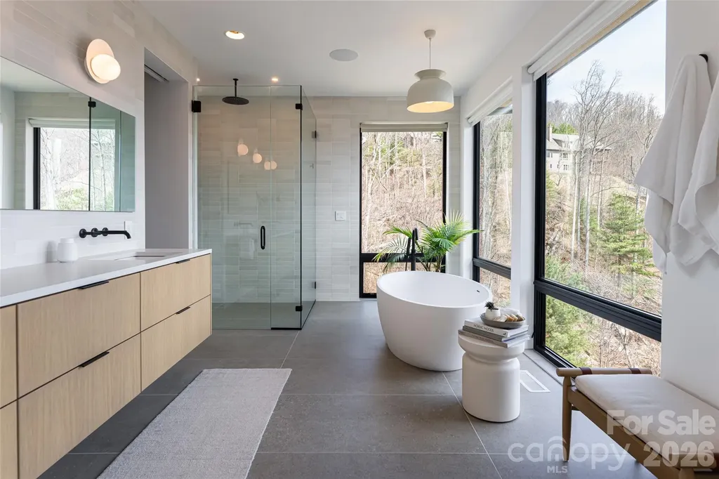 86 Rambling Ridge Road Asheville NC 28804