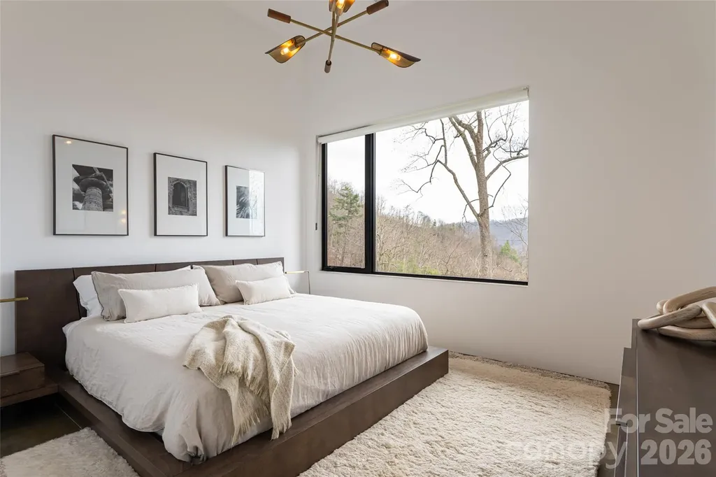 86 Rambling Ridge Road Asheville NC 28804