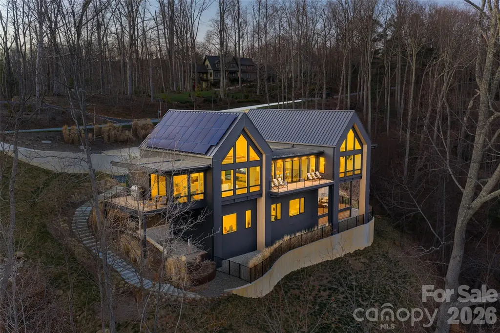 86 Rambling Ridge Road Asheville NC 28804