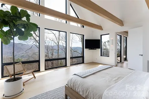 86 Rambling Ridge Road Asheville NC 28804