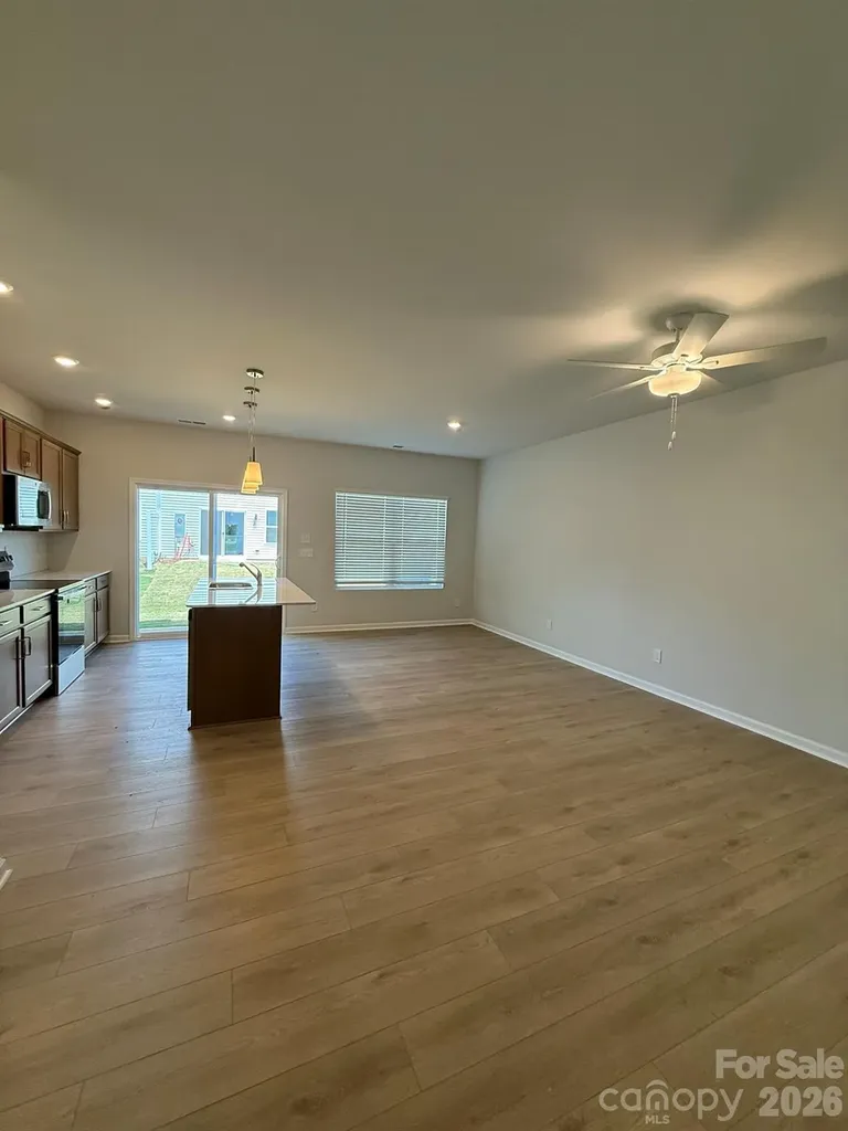 6332 Abelia Avenue Charlotte NC 28269