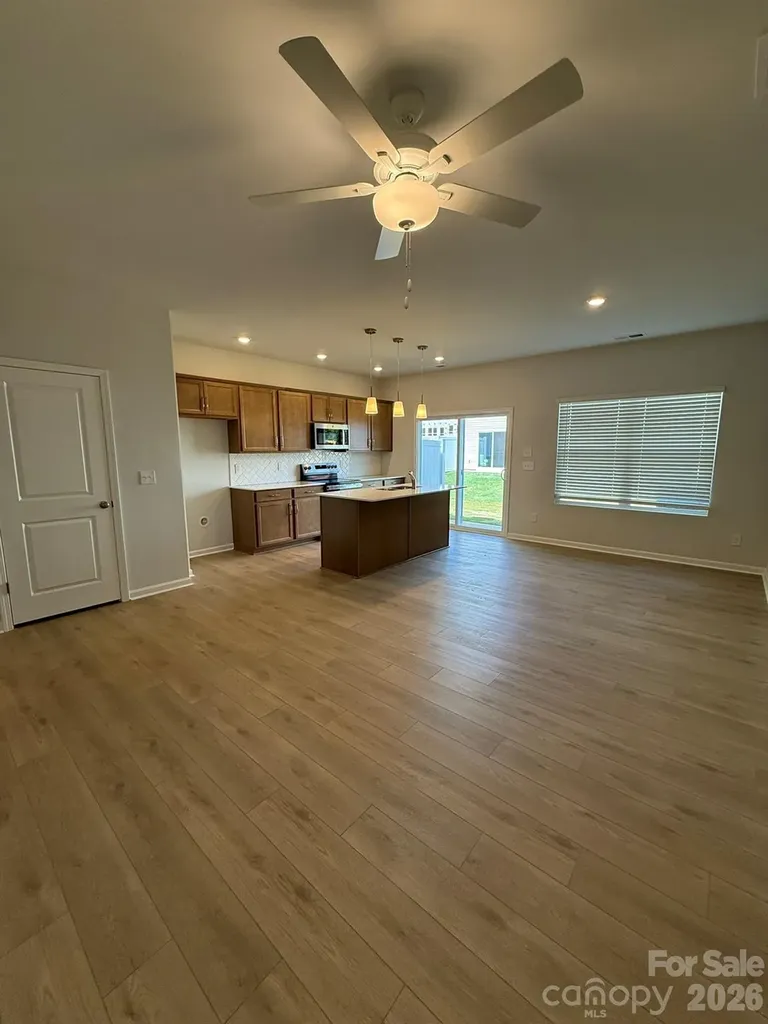 6332 Abelia Avenue Charlotte NC 28269
