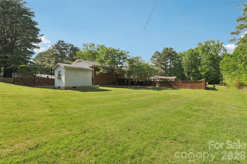 1002 Ridge Street Albemarle NC 28001