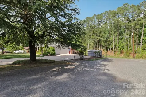 1002 Ridge Street Albemarle NC 28001