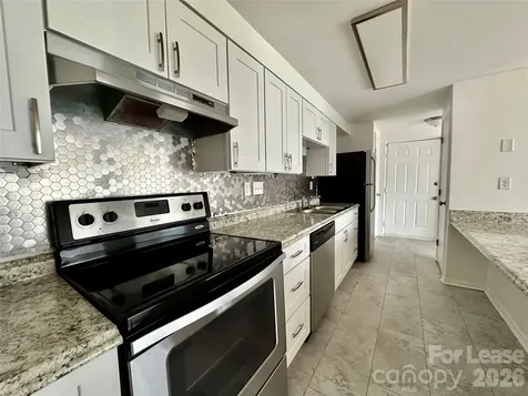 1645 Arlyn Circle Charlotte NC 28213