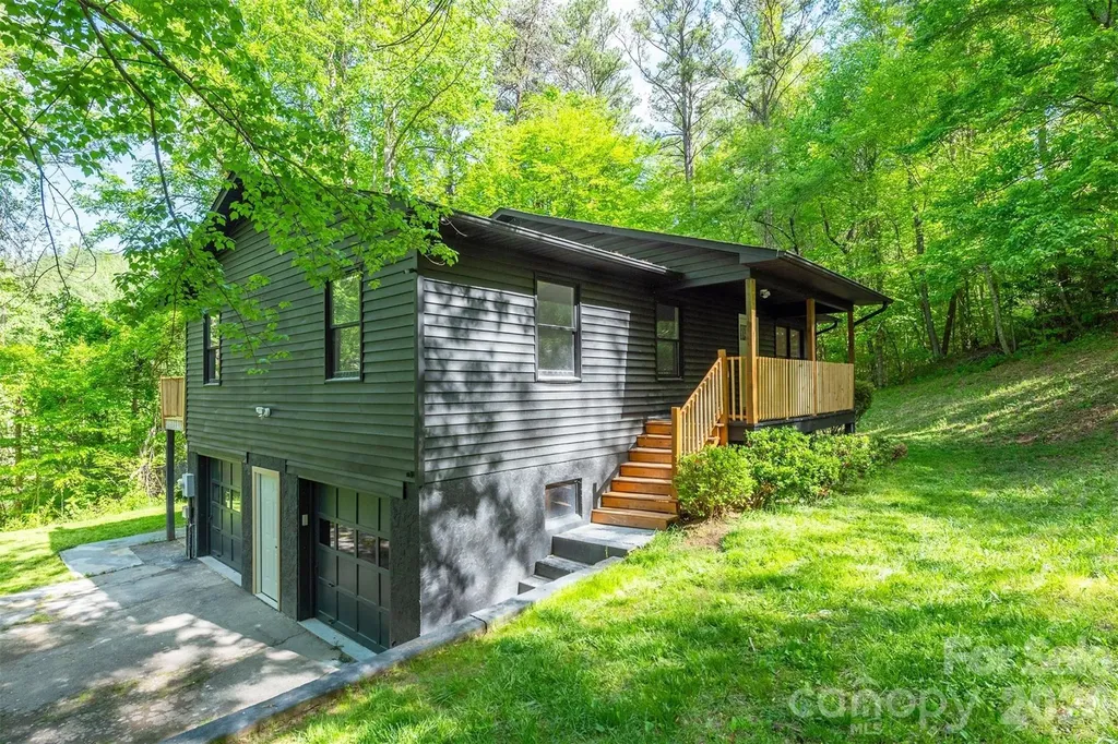 Swannanoa NC, 4 Smokey Mountain Drive