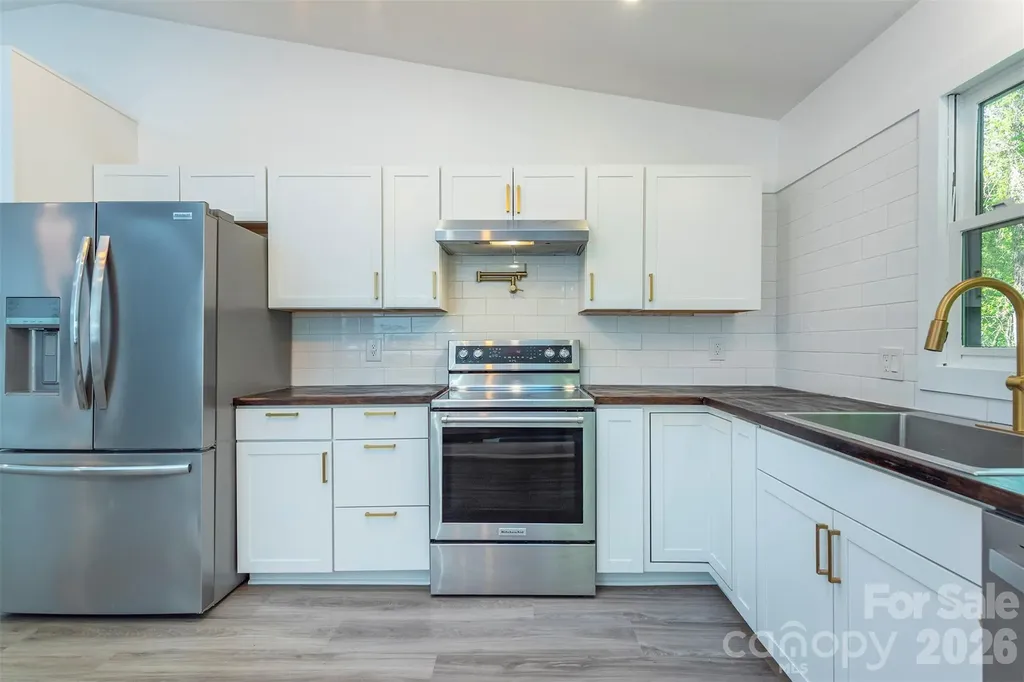 4 Smokey Mountain Drive Swannanoa NC 28778