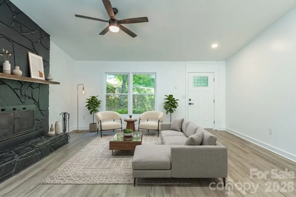 4 Smokey Mountain Drive Swannanoa NC 28778