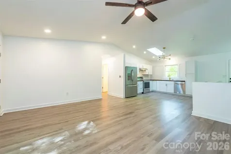 4 Smokey Mountain Drive Swannanoa NC 28778