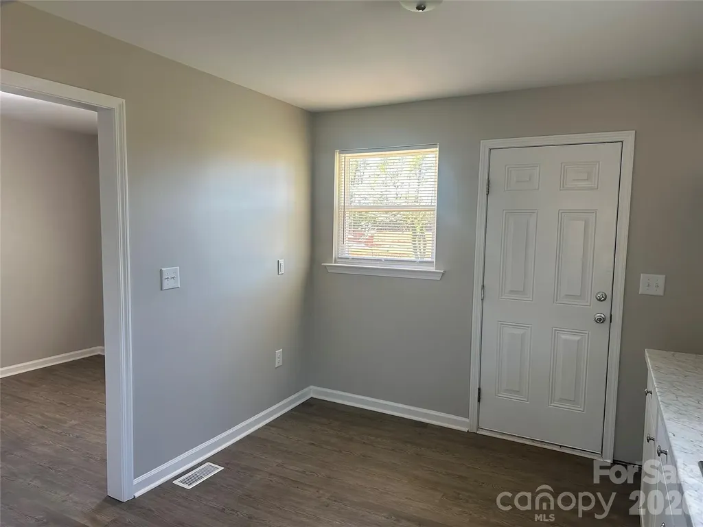 509 Skipwith Place Charlotte NC 28217