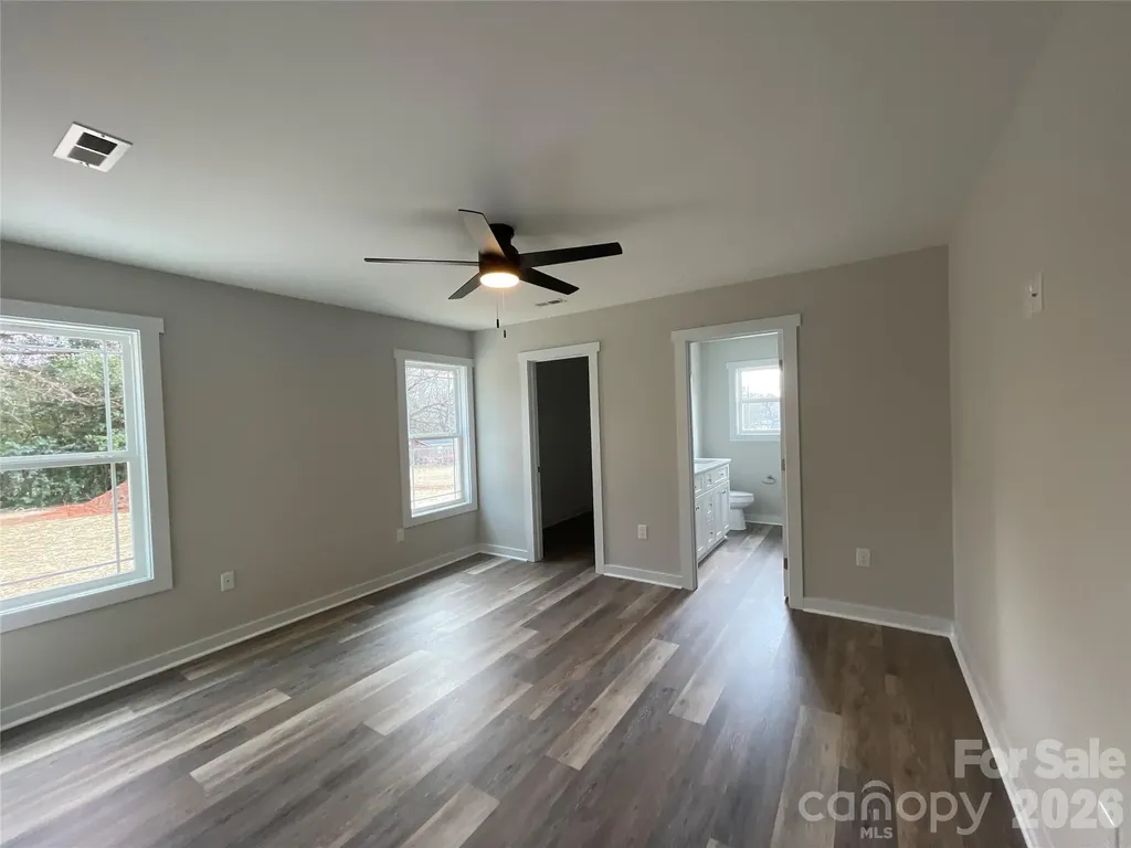 163 W Pine Street Norwood NC 28128