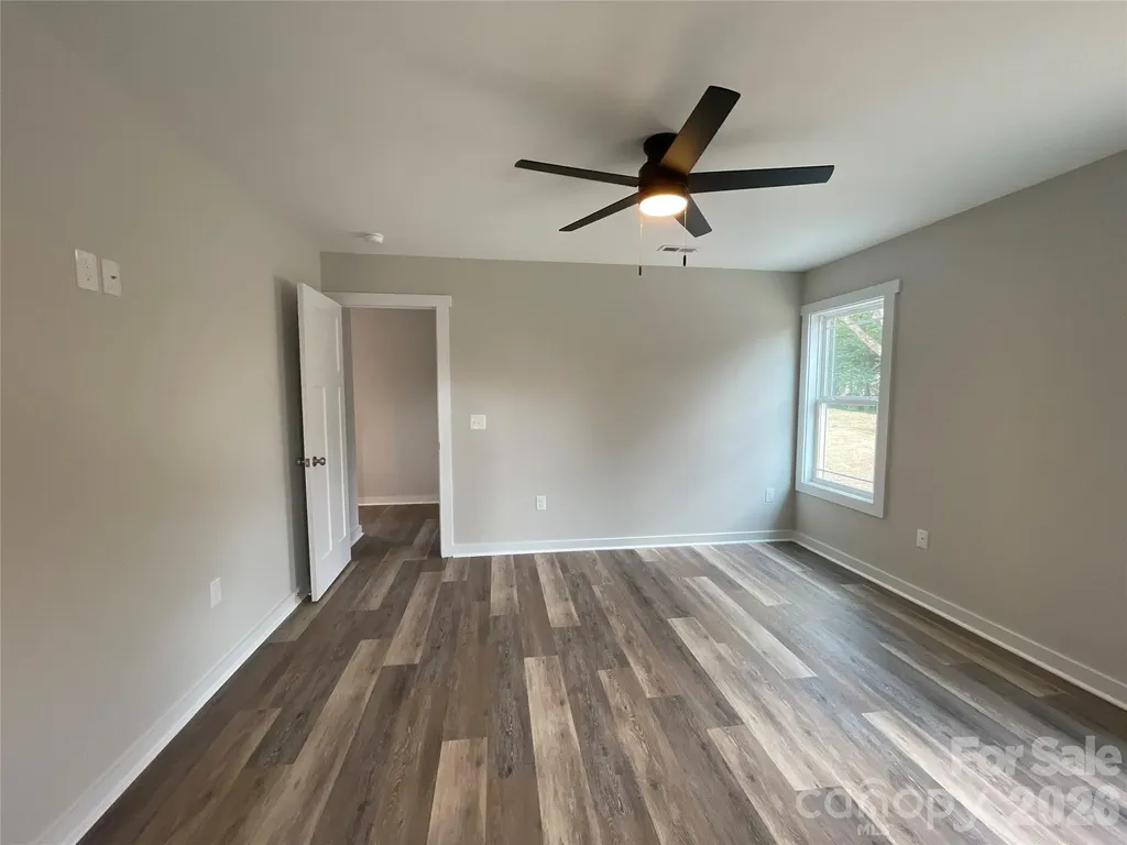 163 W Pine Street Norwood NC 28128