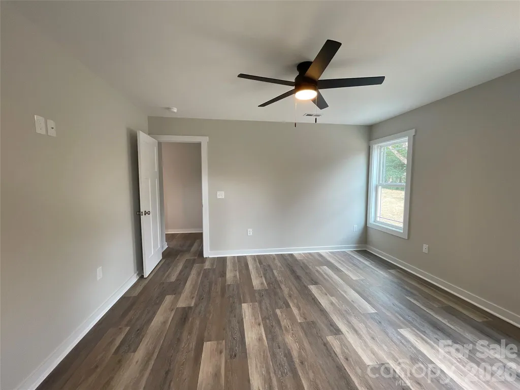 163 W Pine Street Norwood NC 28128