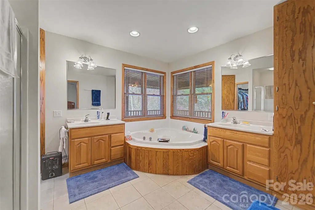 750 Double Springs Drive Almond NC 28702