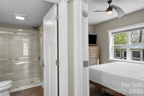 55 Vandalia Avenue Asheville NC 28806