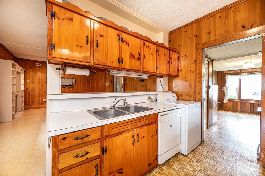 335 Harmon Street Forest City NC 28043