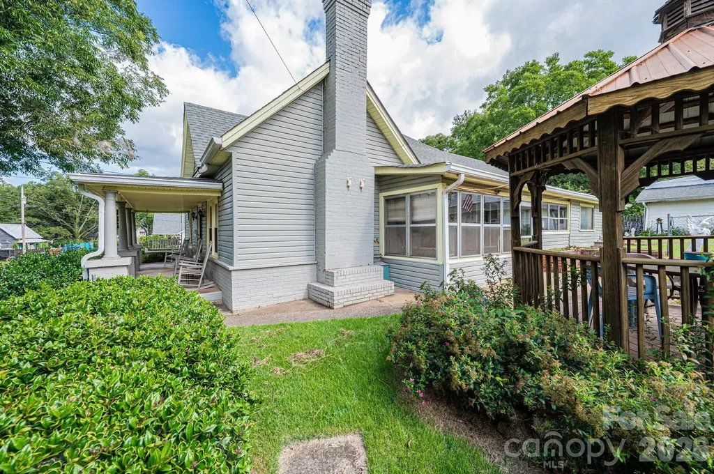 335 Harmon Street Forest City NC 28043