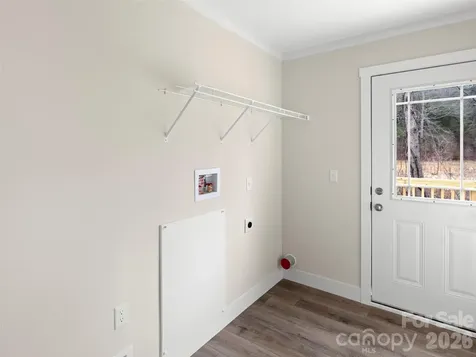 2095 Emmas Grove Road Fairview NC 28730
