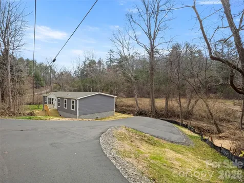 2095 Emmas Grove Road Fairview NC 28730
