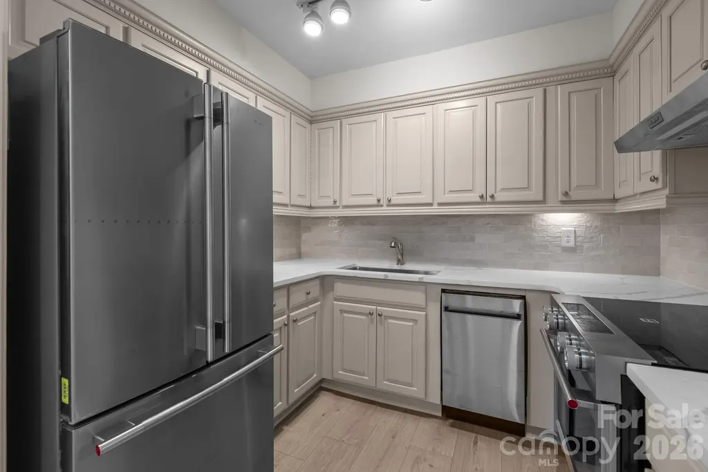 2503 Roswell Avenue Charlotte NC 28209