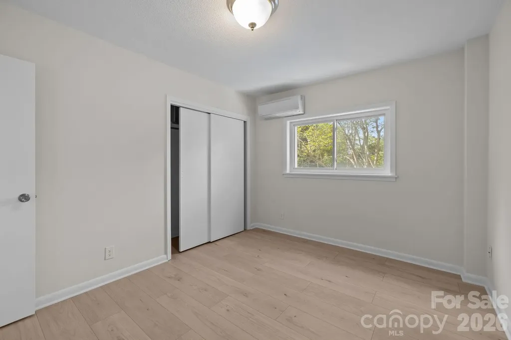 2503 Roswell Avenue Charlotte NC 28209