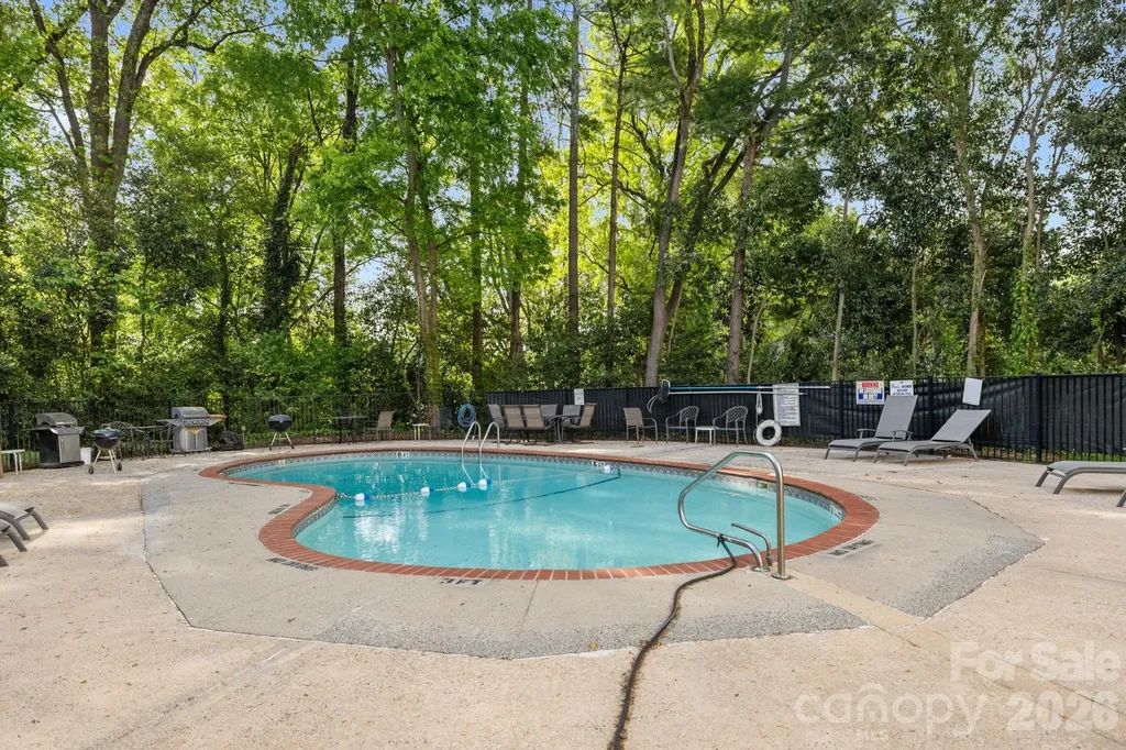2503 Roswell Avenue Charlotte NC 28209