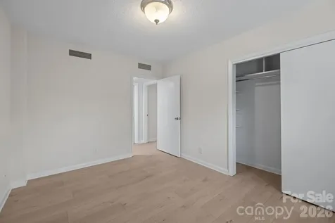 2503 Roswell Avenue Charlotte NC 28209