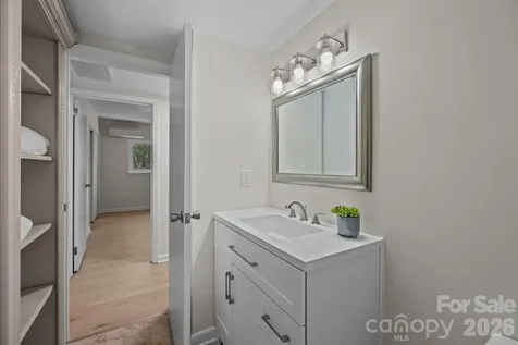 2503 Roswell Avenue Charlotte NC 28209