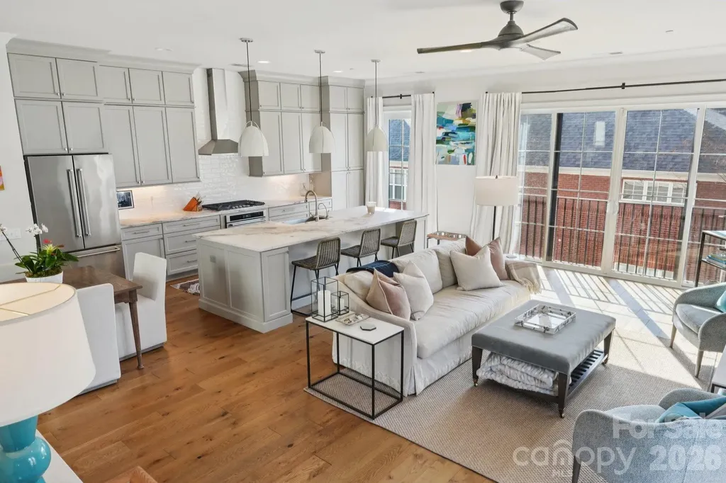 1708 Lombardy Circle Charlotte NC 28203