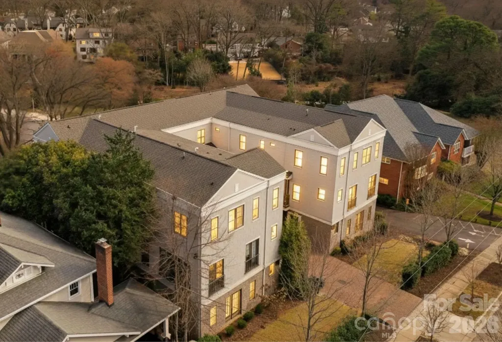 1708 Lombardy Circle Charlotte NC 28203