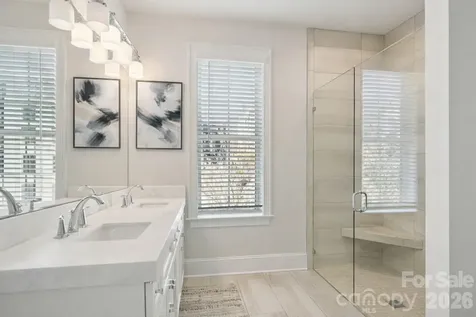 1708 Lombardy Circle Charlotte NC 28203