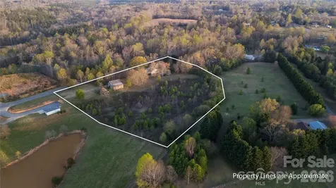 3771 Hwy 221 Highway N Union Mills NC 28137