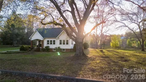 3771 Hwy 221 Highway N Union Mills NC 28137