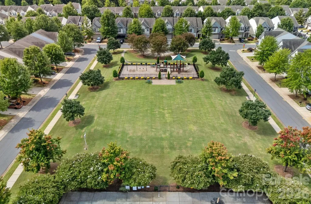 2219 Whitford Lane Charlotte NC 28210