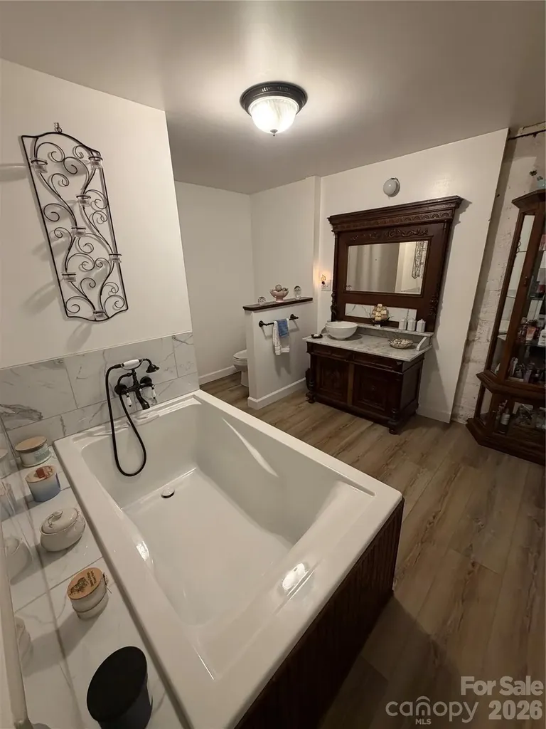 658 Upper Hanging Rock Road Spruce Pine NC 28777