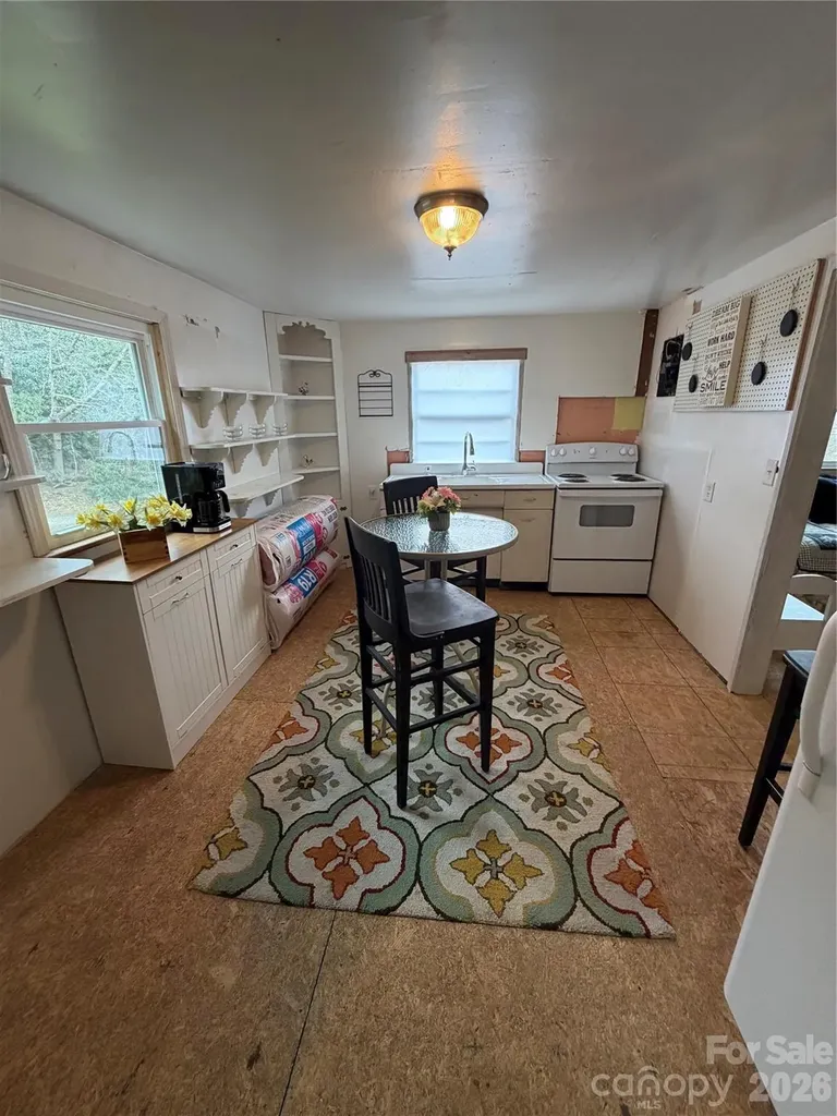 658 Upper Hanging Rock Road Spruce Pine NC 28777
