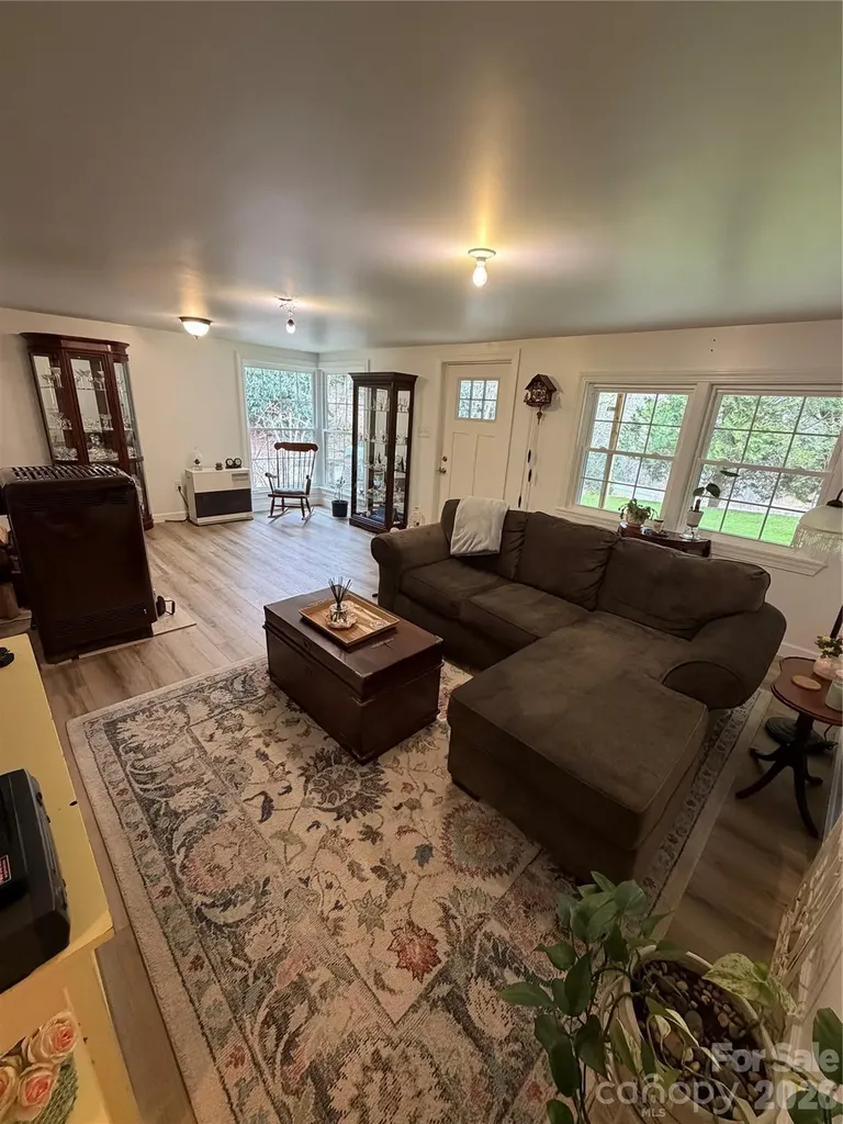 658 Upper Hanging Rock Road Spruce Pine NC 28777