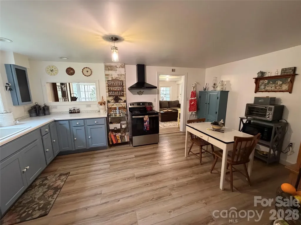 658 Upper Hanging Rock Road Spruce Pine NC 28777