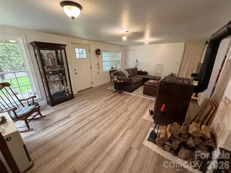 658 Upper Hanging Rock Road Spruce Pine NC 28777