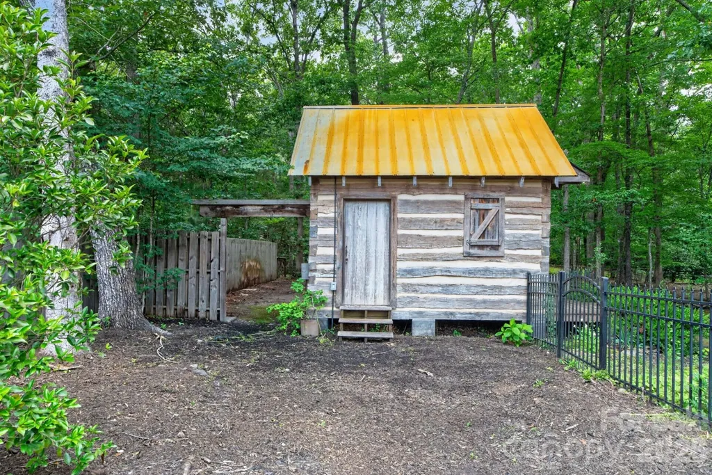 7810 Stonehaven Drive Waxhaw NC 28173