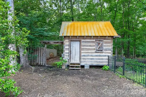 7810 Stonehaven Drive Waxhaw NC 28173