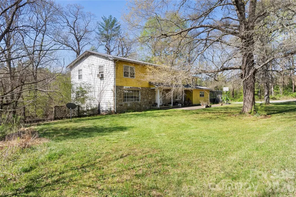 4675 Hickory Nut Ridge Road Granite Falls NC 28630