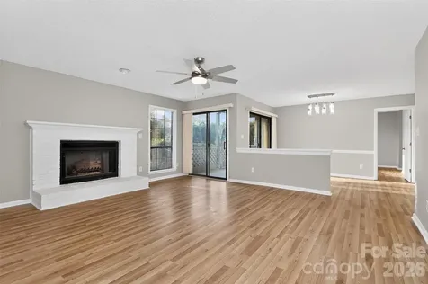 5862 Harris Grove Lane Charlotte NC 28212