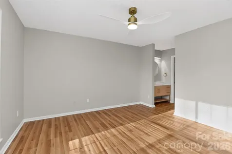 5862 Harris Grove Lane Charlotte NC 28212